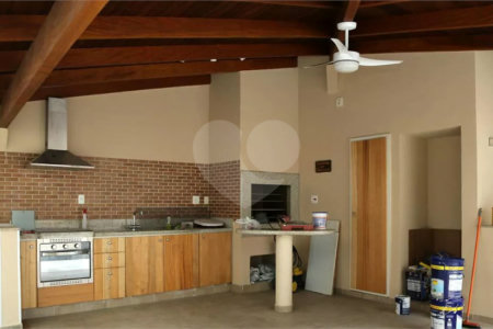 Casa à venda com 3 suítes no condomínio Residencial Morumbi, São Paulo - SP