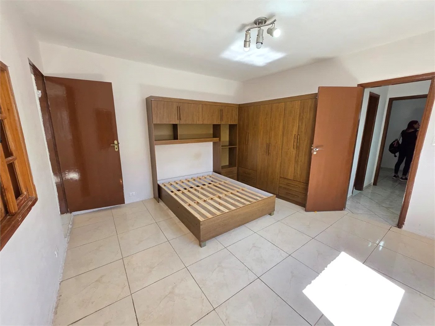 Sobrado à venda com 4 quartos, sendo 1 suíte, em Rio Pequeno, São Paulo, SP