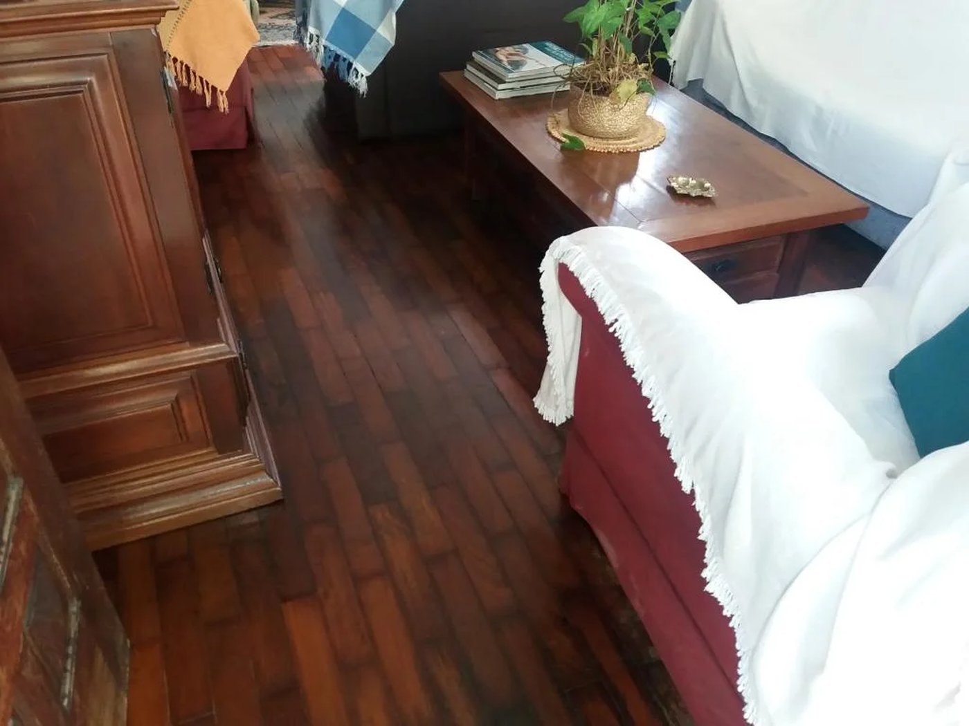 Sobrado à venda com 4 quartos, sendo 1 suíte,  em Brooklin Paulista, São Paulo, SP