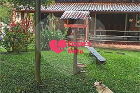 Chácara à venda com 4 quartos, sendo 1 suíte, no Centro (são Francisco Xavier), São José dos Campos, SP