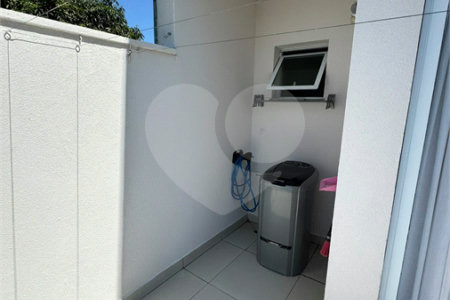Sobrado à venda com 3 suítes em Horto Florestal, São Paulo, SP