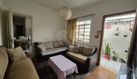 Casa Térrea à venda com 2 quartos em Vila Lageado, São Paulo, SP