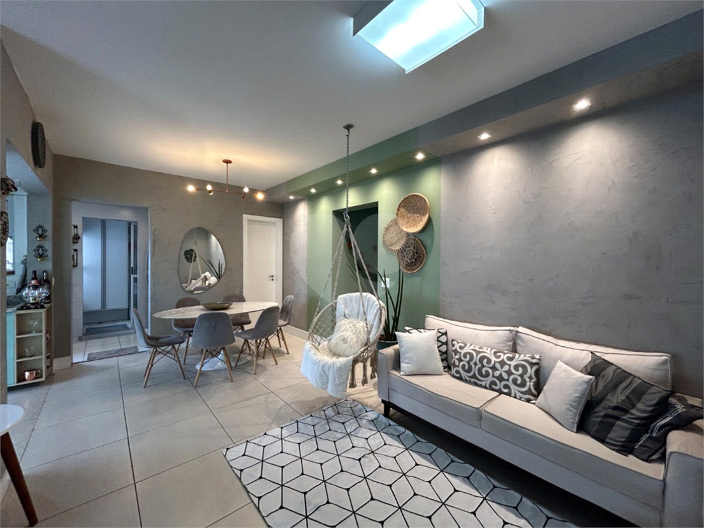 Apartamento à venda com 2 quartos, sendo 1 suíte,  em Jardim Caravelas, São Paulo, SP