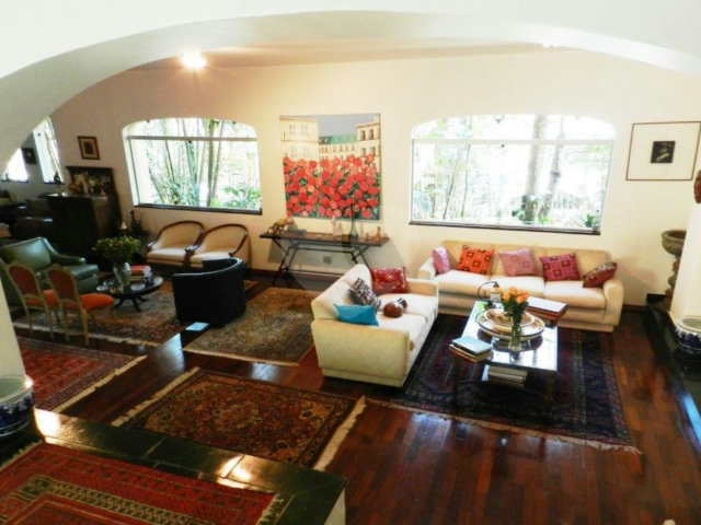 Casa de Vila à venda com 5 quartos, sendo 2 suítes,  em Jardim Marajoara, São Paulo, SP