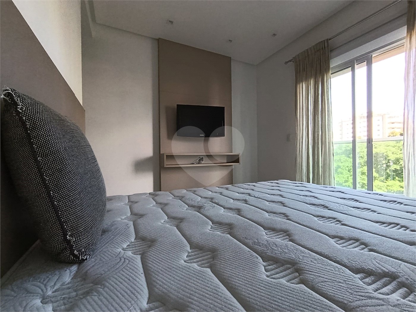Apartamento para alugar com 3 suítes em Jardim Virgínia, Guarujá, SP