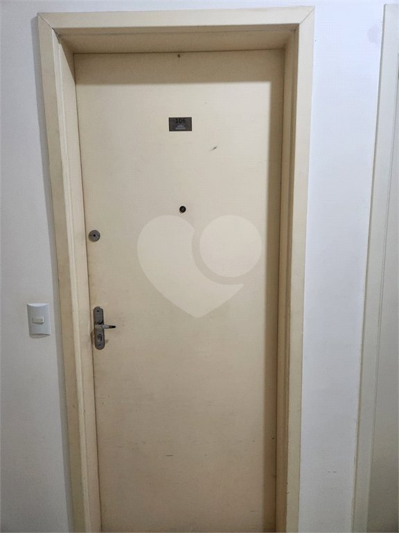 Apartamento à venda com 3 quartos, sendo 1 suíte, em Jardim dos Manacás, Araraquara, SP