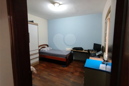 Casa à venda com 3 quartos, sendo 1 suíte, em Jardim Leocádia, Sorocaba, SP