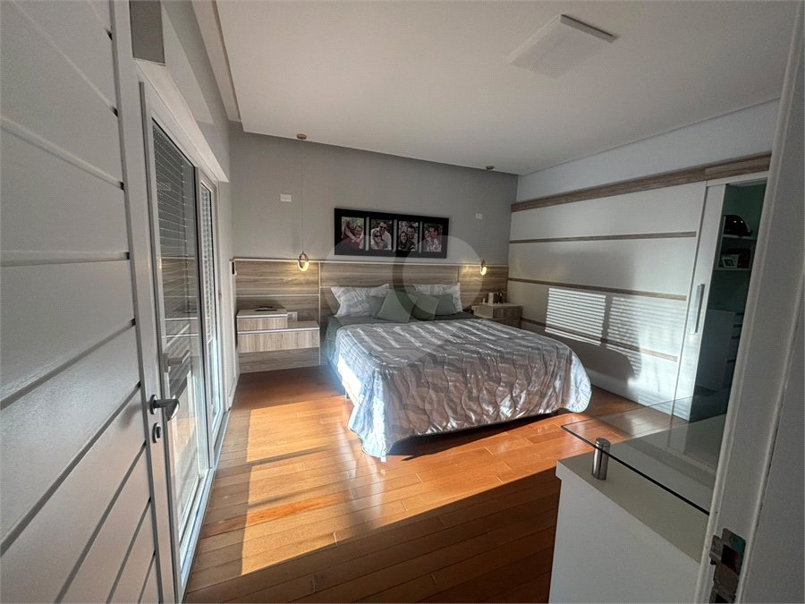 Casa à venda com 3 suítes no condomínio Residencial Chácara Ondina, Sorocaba - SP