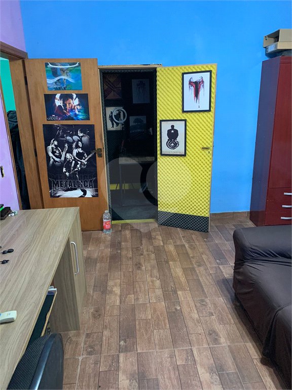 Casa à venda com 3 quartos, sendo 2 suítes, em Jardim Celani, Salto, SP