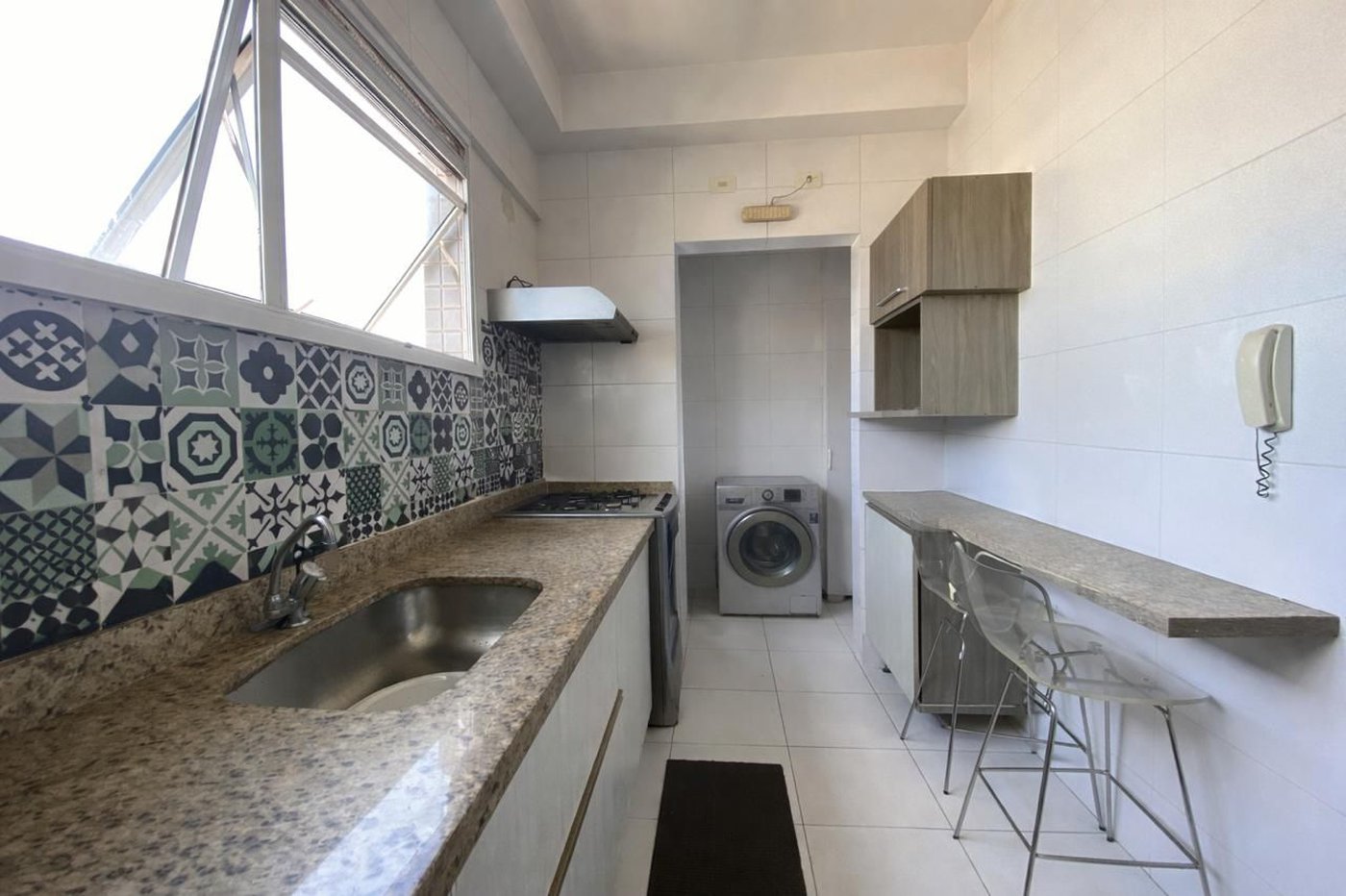Apartamento com 2 dormitórios à venda, 89 m² por R$ 1.010.000,00 - Gonzaga - Santos/SP
