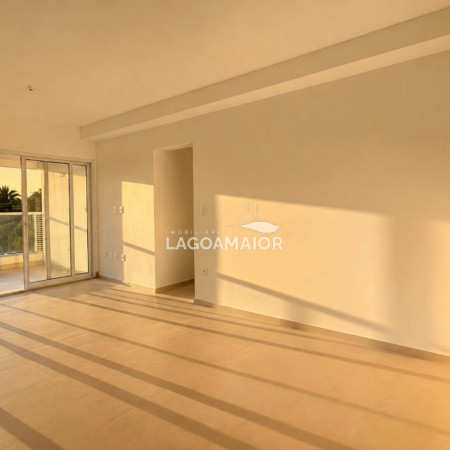 Apartamento à venda com 3 quartos, sendo 3 suítes, no condomínio Duetto Iguatemi Residencial, Três Lagoas - MS