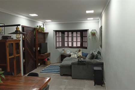Sobrado à venda com 3 quartos, sendo 1 suíte, em Parque São George, Cotia, SP