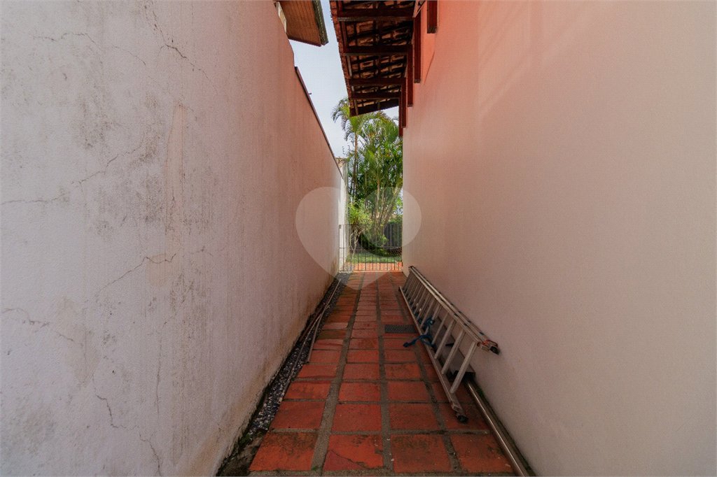 Casa à venda com 4 quartos, sendo 3 suítes, em Jardim Panorama, São Paulo, SP