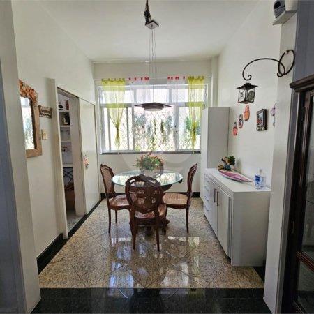 Apartamento à venda com 3 quartos, sendo 1 suíte, em Copacabana, Rio de Janeiro, RJ