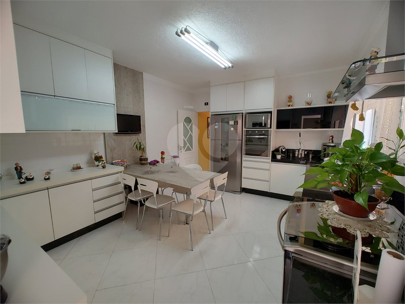 Sobrado à venda com 3 quartos, sendo 1 suíte, em Jardim Pinheiros, São Paulo, SP