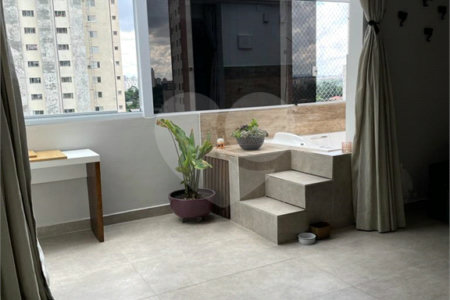 Apartamento à venda com 2 quartos, sendo 1 suíte, em Jardim Londrina, São Paulo, SP