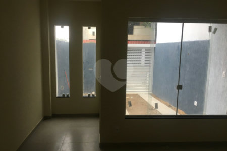 Casa à venda com 2 suítes em Campo Grande, Rio de Janeiro, RJ