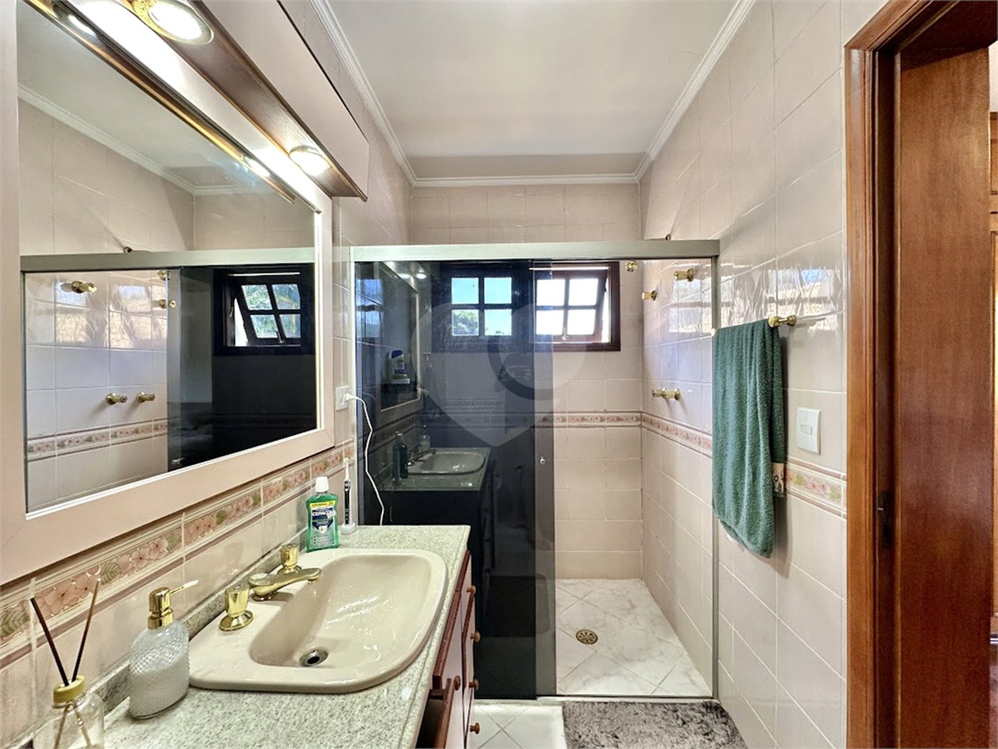 Casa à venda com 5 quartos, sendo 4 suítes, em Parque dos Príncipes, São Paulo, SP