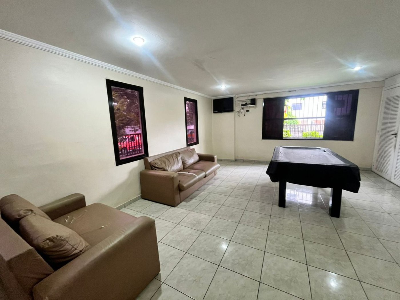 Apartamento com 1 dormitório à venda, 45 m² por R$ 290.000,00 - Jardim Três Marias - Guarujá/SP
