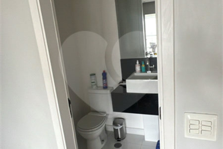 Apartamento à venda com 2 suítes em Parque Reboucas, São Paulo, SP