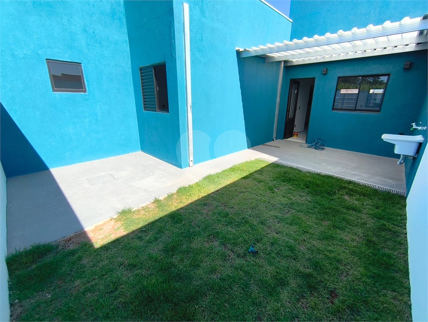 Casa à venda com 3 quartos, sendo 1 suíte, em Parque Itapê, Itapetininga, SP