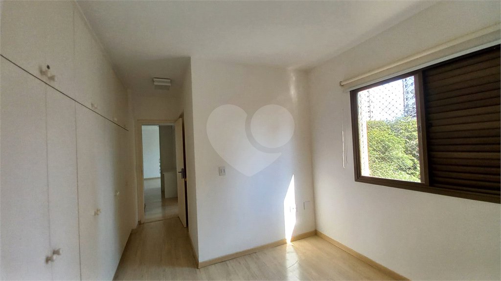 Apartamento à venda com 3 quartos, sendo 1 suíte,  em Vila Indiana, São Paulo, SP