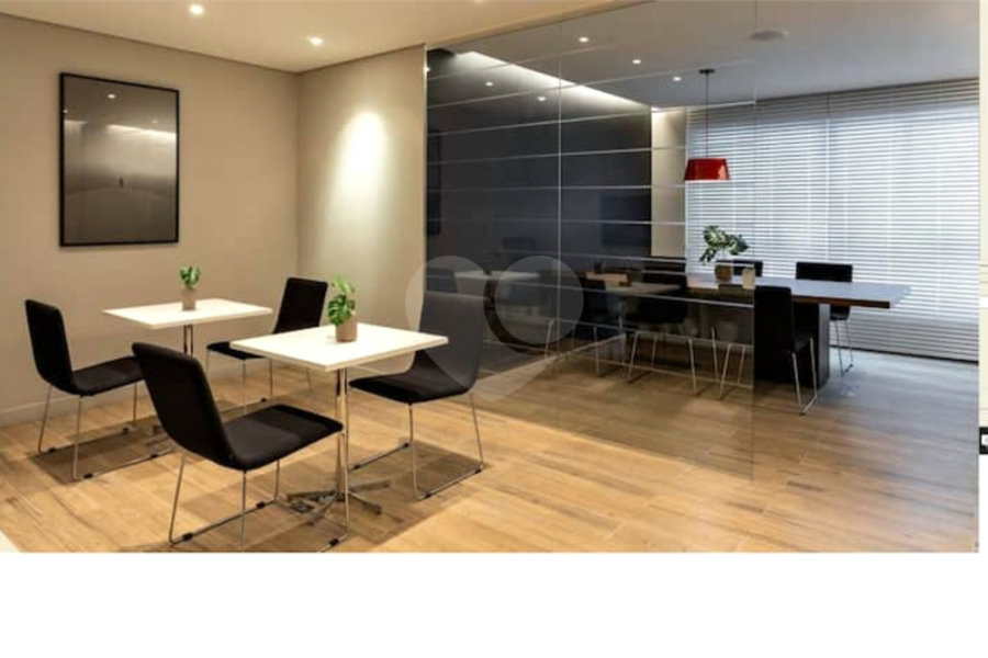 Kitnet à venda com 1 quarto no Centro, São Paulo, SP