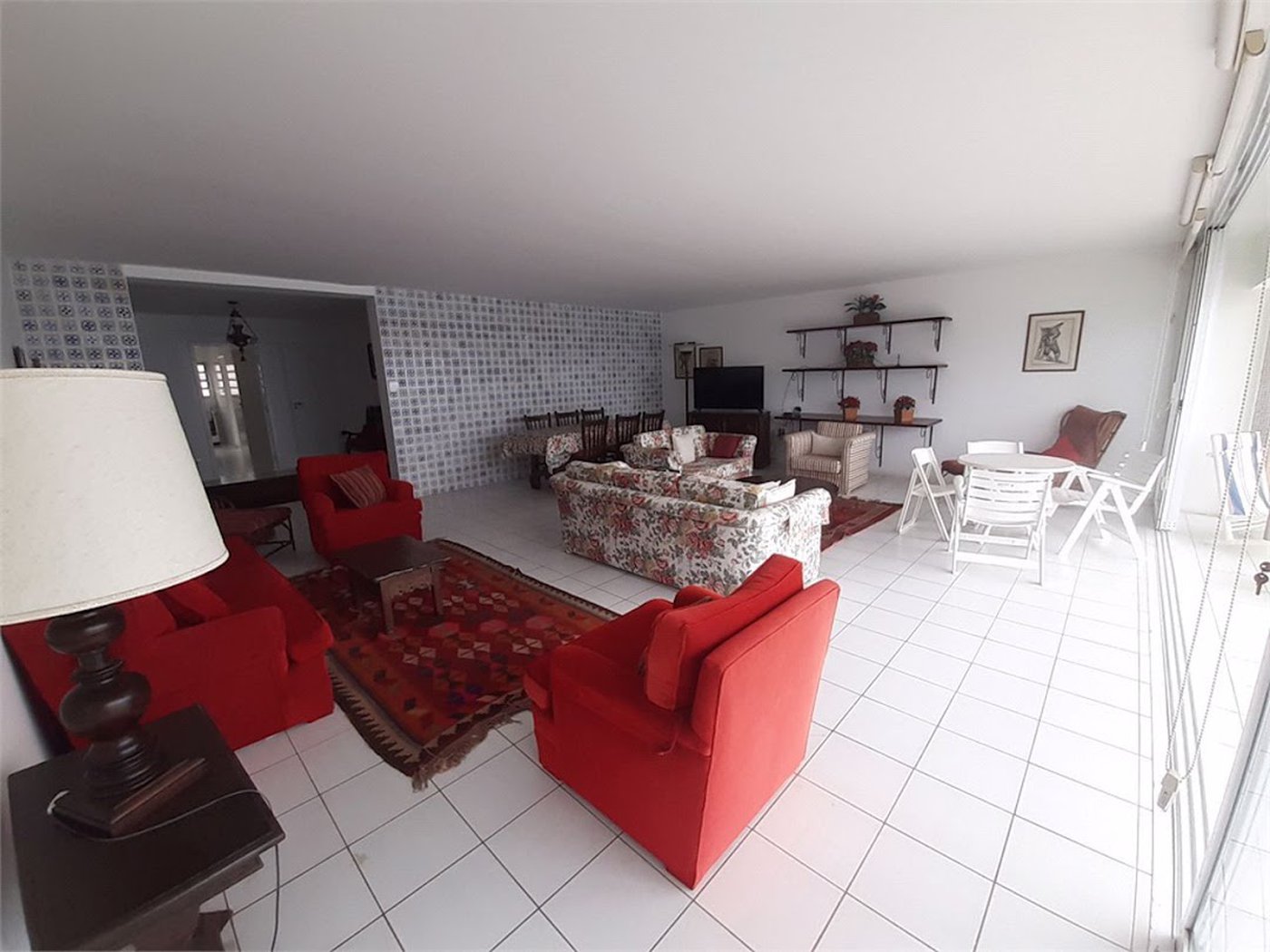 Apartamento Residencial à venda, Pitangueiras, Guarujá - AP0163.