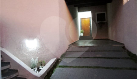 Sobrado à venda com 3 quartos, sendo 1 suíte,  em Vila Suissa, Mogi das Cruzes, SP