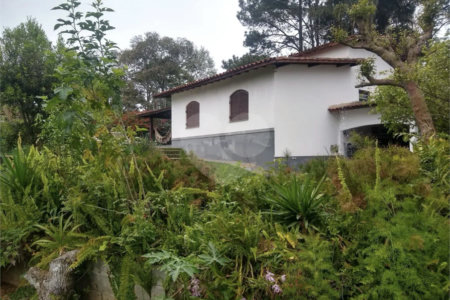 Terreno à venda com 6 quartos no condomínio Quinta dos Lagos, Cotia - SP