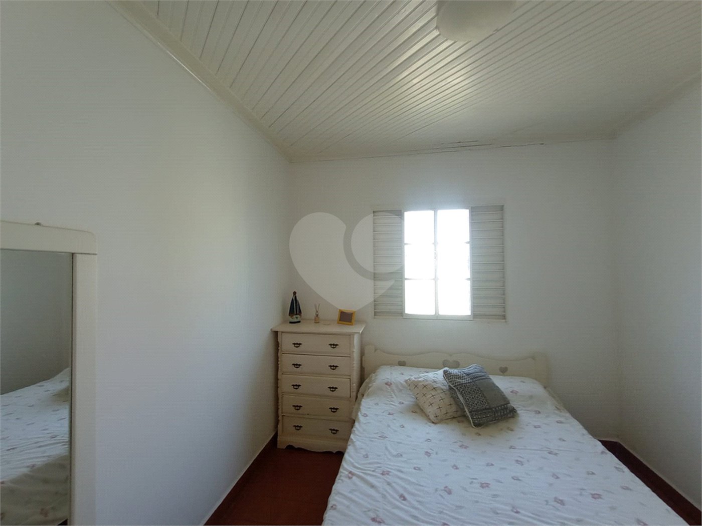Casa à venda com 2 quartos em Vila Messias, Alambari, SP