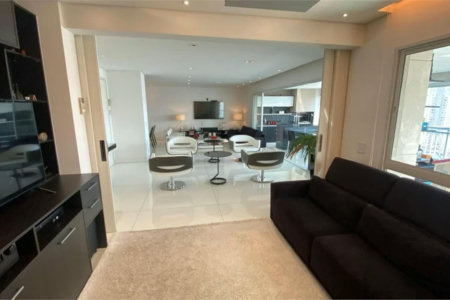 Apartamento à venda com 3 suítes em Vila Romana, São Paulo, SP