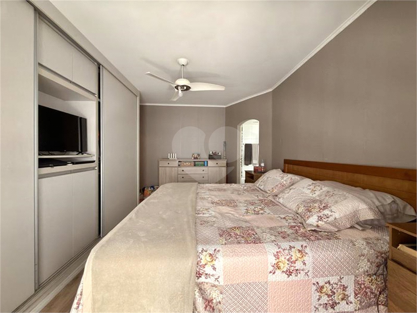 Apartamento à venda com 3 quartos, sendo 1 suíte, em Santana, São Paulo, SP