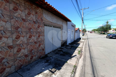 Casa à venda com 4 quartos, sendo 1 suíte, em Vila Belo Horizonte, Itapetininga, SP