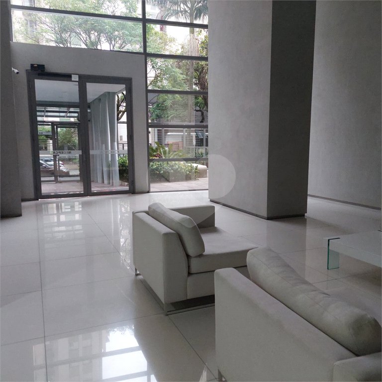 Apartamento à venda ou para alugar com 1 suíte em Pinheiros, São Paulo, SP