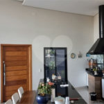 Casa à venda com 4 suítes no condomínio Osato, Atibaia - SP