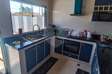Casa à venda com 3 quartos, sendo 1 suíte, em Caminho de Búzios, Cabo Frio, RJ