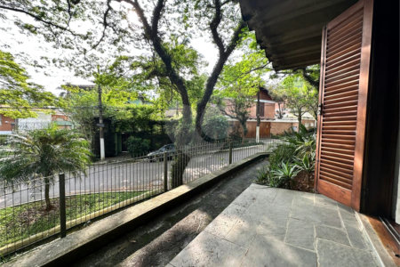 Casa à venda com 3 quartos, sendo 1 suíte, em Jardim Marajoara, São Paulo, SP