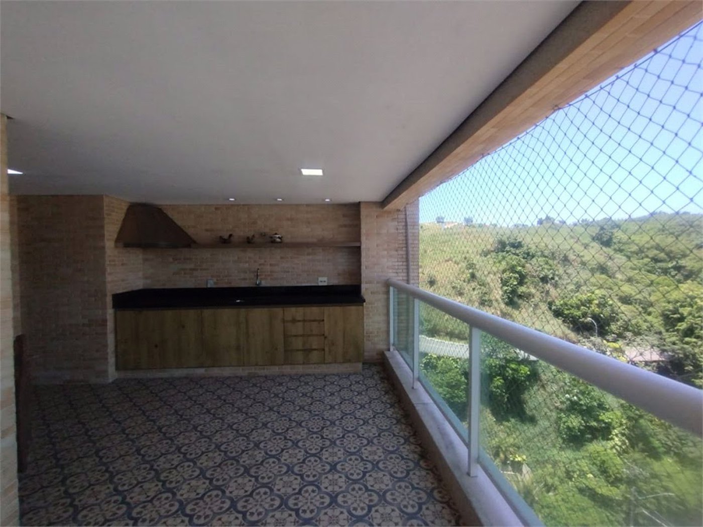 Apartamento Residencial à venda, Jardim Astúrias, Guarujá - AP0683.