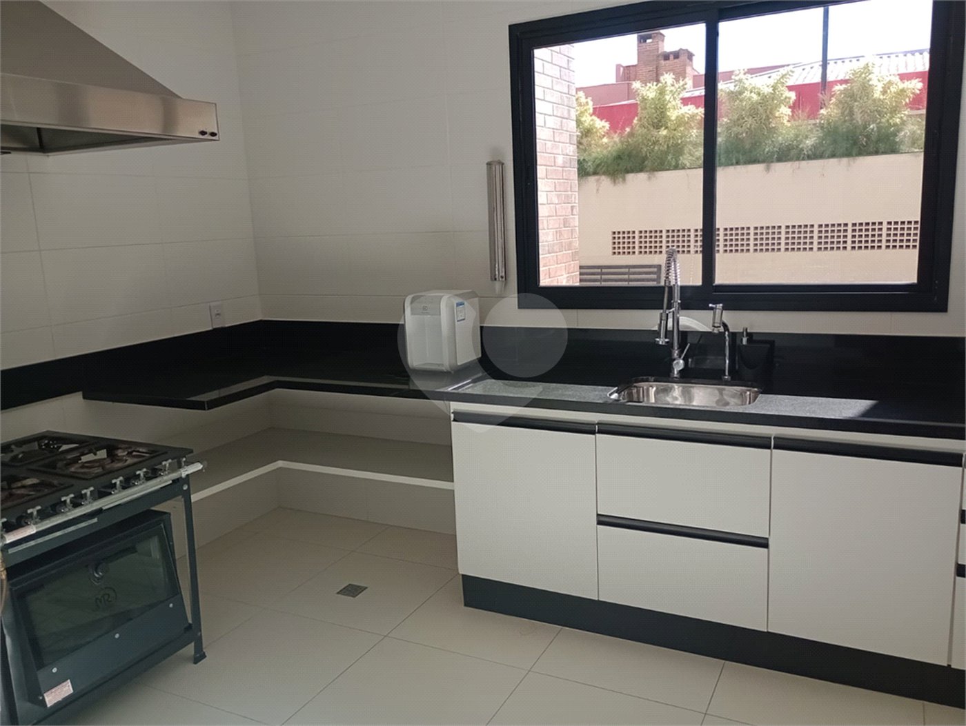 Apartamento à venda com 3 suítes no Centro, Itapetininga, SP