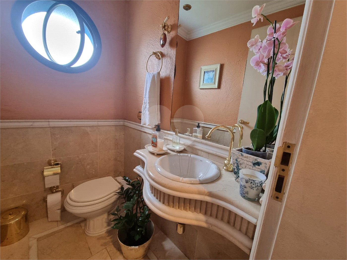 Apartamento à venda com 3 suítes no Centro, Sorocaba, SP