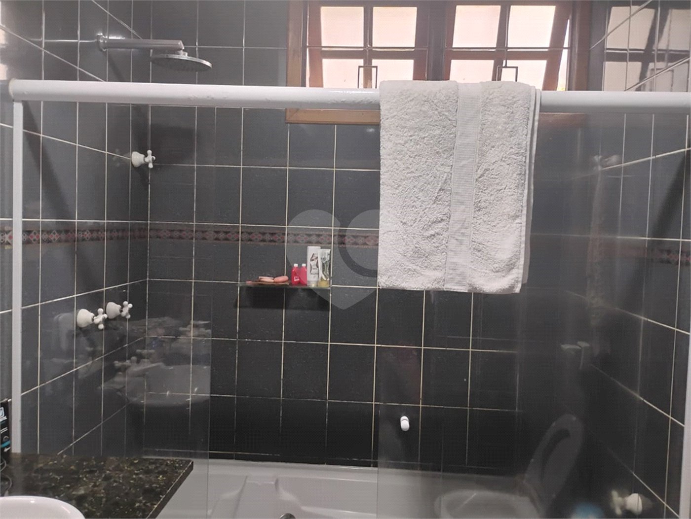 Casa à venda com 3 quartos, sendo 1 suíte,  em Vila Suissa, Mogi das Cruzes, SP
