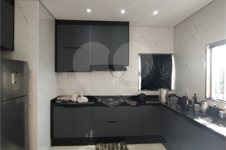 Chácara à venda com 4 quartos, sendo 1 suíte,  no Centro, Biritiba-mirim, SP