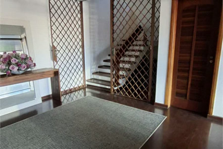 Casa à venda com 5 quartos, sendo 4 suítes, em Butantã, São Paulo, SP