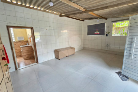 Casa à venda com 2 quartos, sendo 1 suíte, em Vila Belo Horizonte, Itapetininga, SP