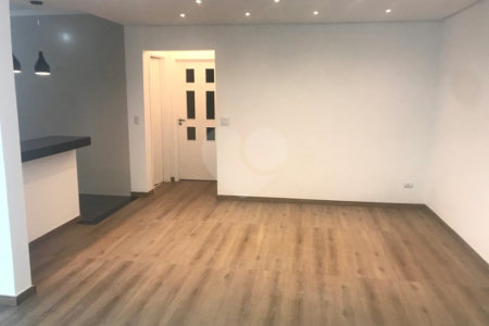 Casa Térrea à venda com 3 quartos em Vila Mazzei, São Paulo, SP
