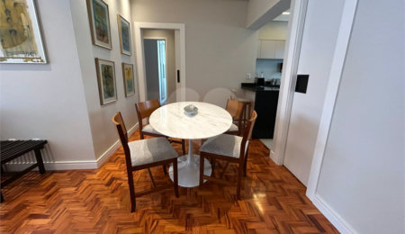Apartamento à venda com 2 quartos, sendo 1 suíte,  em Cerqueira César, São Paulo, SP