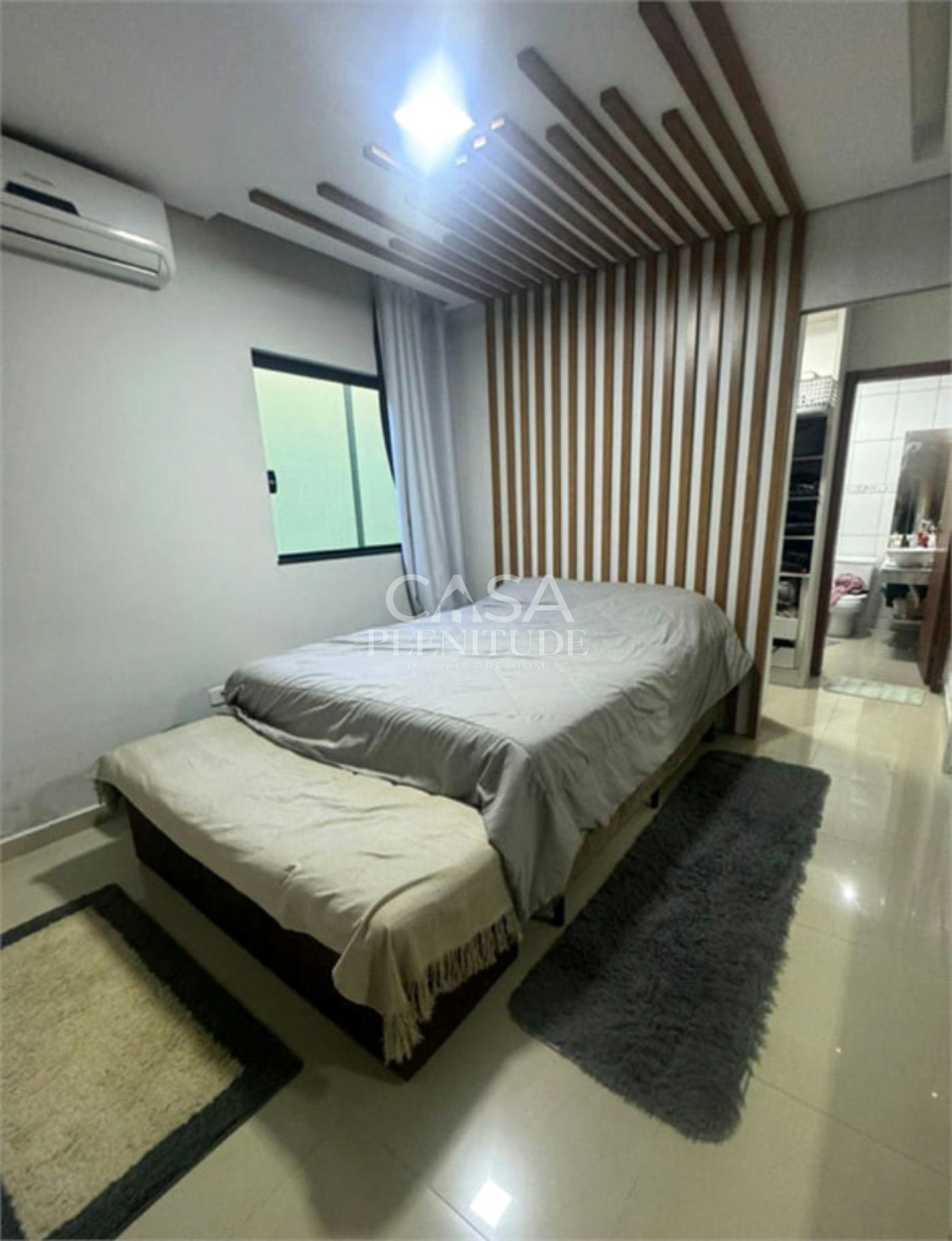 Casa à venda com 2 quartos, sendo 1 suíte, em Jardim Amalia, Sorocaba, SP
