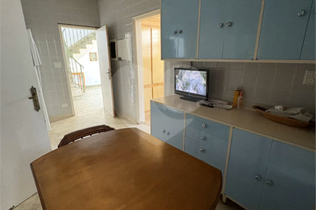 Sobrado à venda com 6 quartos, sendo 1 suíte, em Vila Nova Conceição, São Paulo, SP