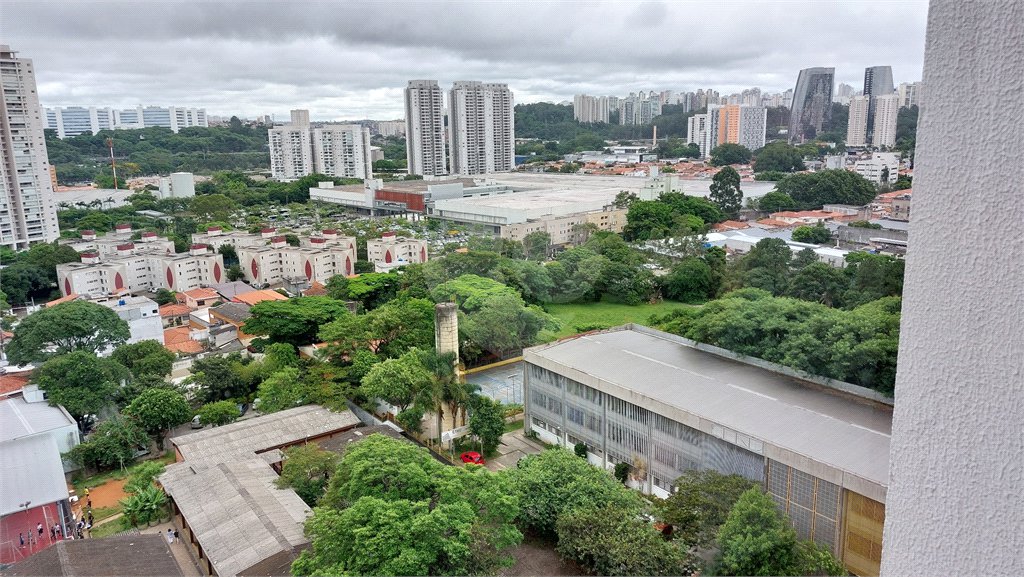 Apartamento à venda com 1 quarto em Santo Amaro, São Paulo, SP
